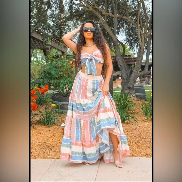 Colorful Striped Two-Piece Set - Picture 4 of 7